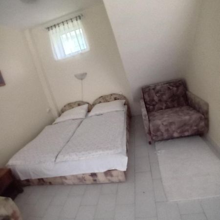 Bodahegyi Ut Apartman Zalakaros Exterior photo